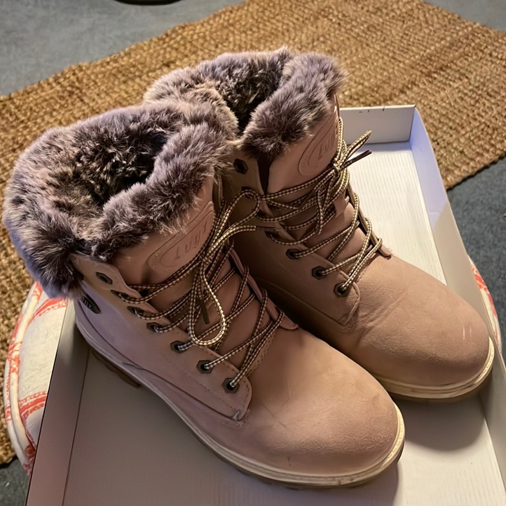 Lite pink Lugz ankle boots